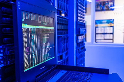 Ecran code informatique ESGI